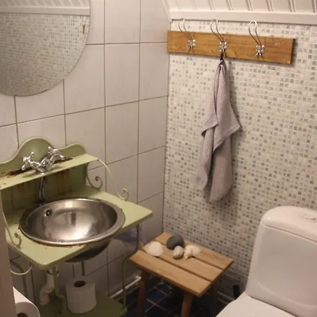 Majatalo Veikeae Vuohi 3*